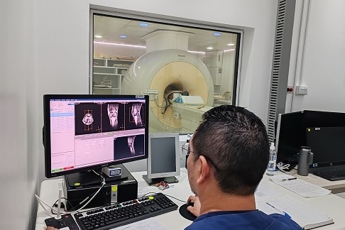 Reducen el tiempo de espera por resonancias | Critica